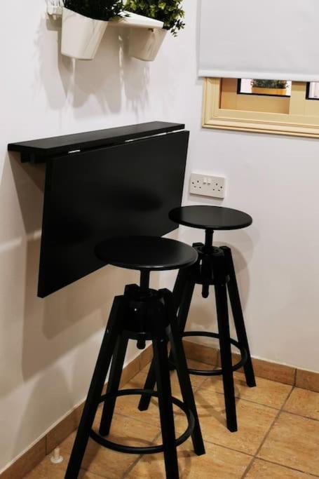 Pretty And Quiet Studio, With Wifi And Parking Limasol Dış mekan fotoğraf